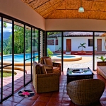 puerto-galera-villa-sarimanok-salon